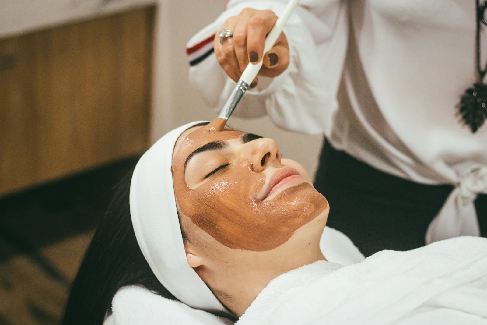 Clínica estética en Benalmádena · tratamientos faciales y corporales